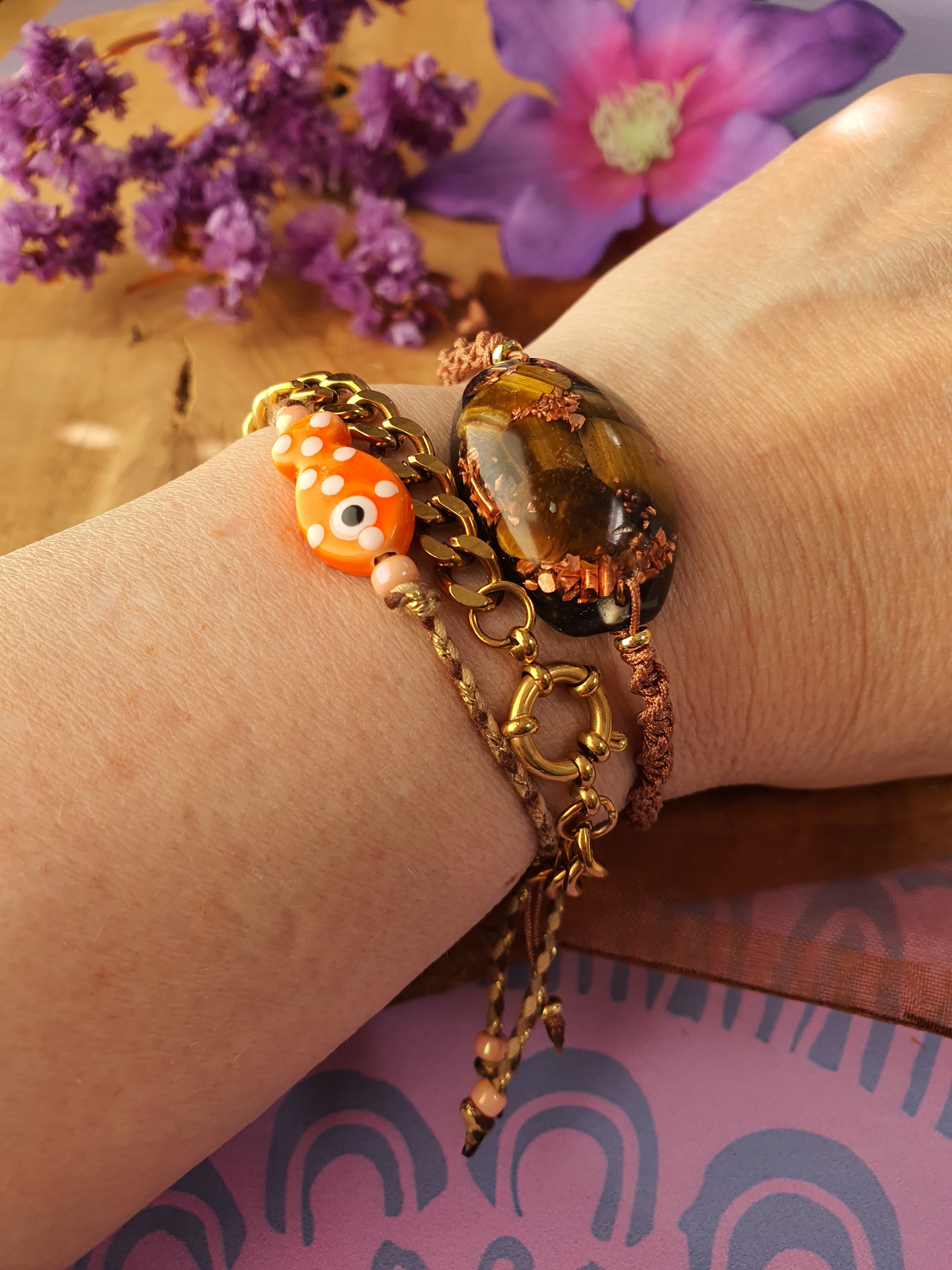 Orgonite Armband Tijgeroog met Bergkristal (nr 122)