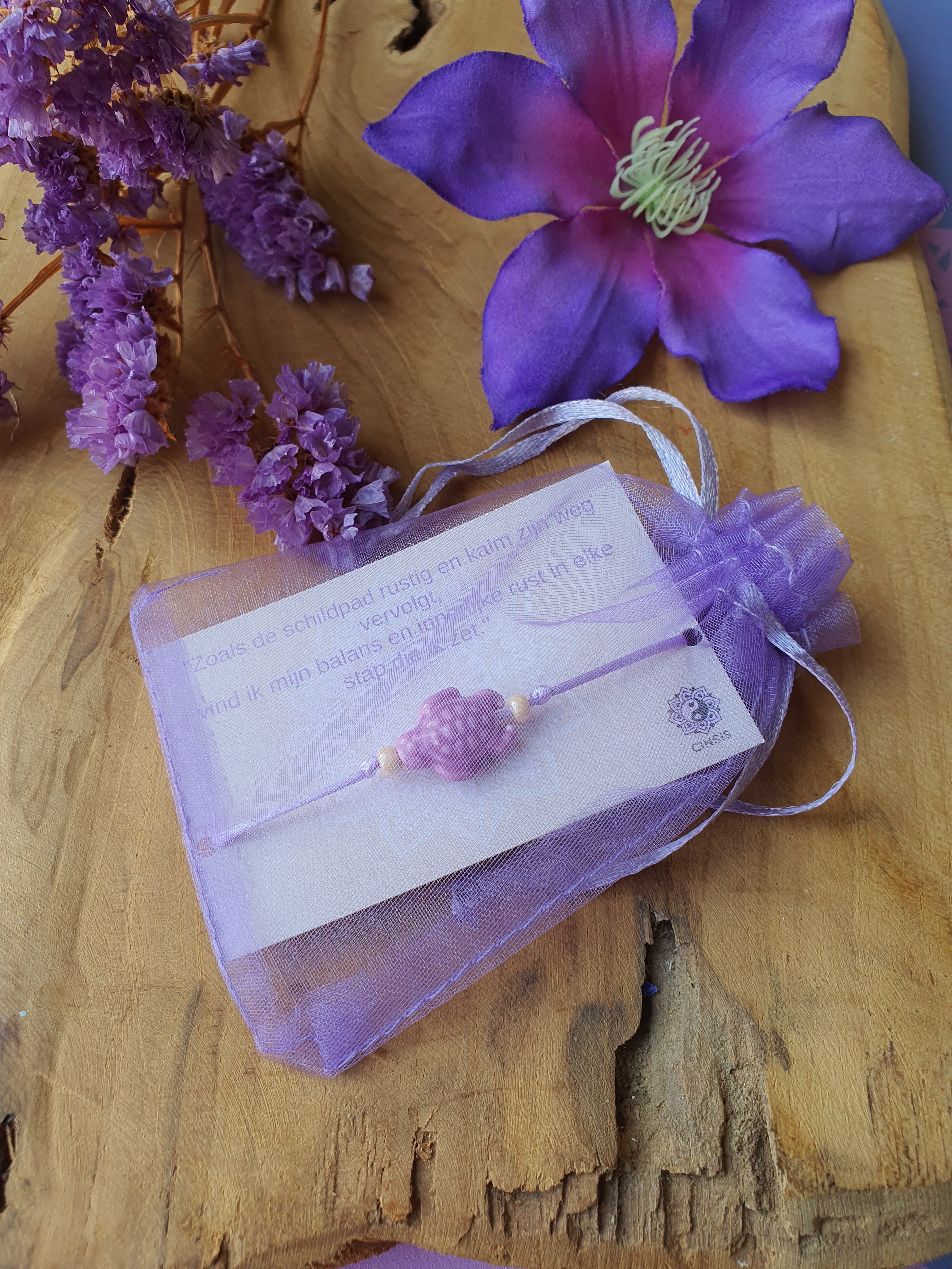 Schildpad armbandje met inspirerende boodschap