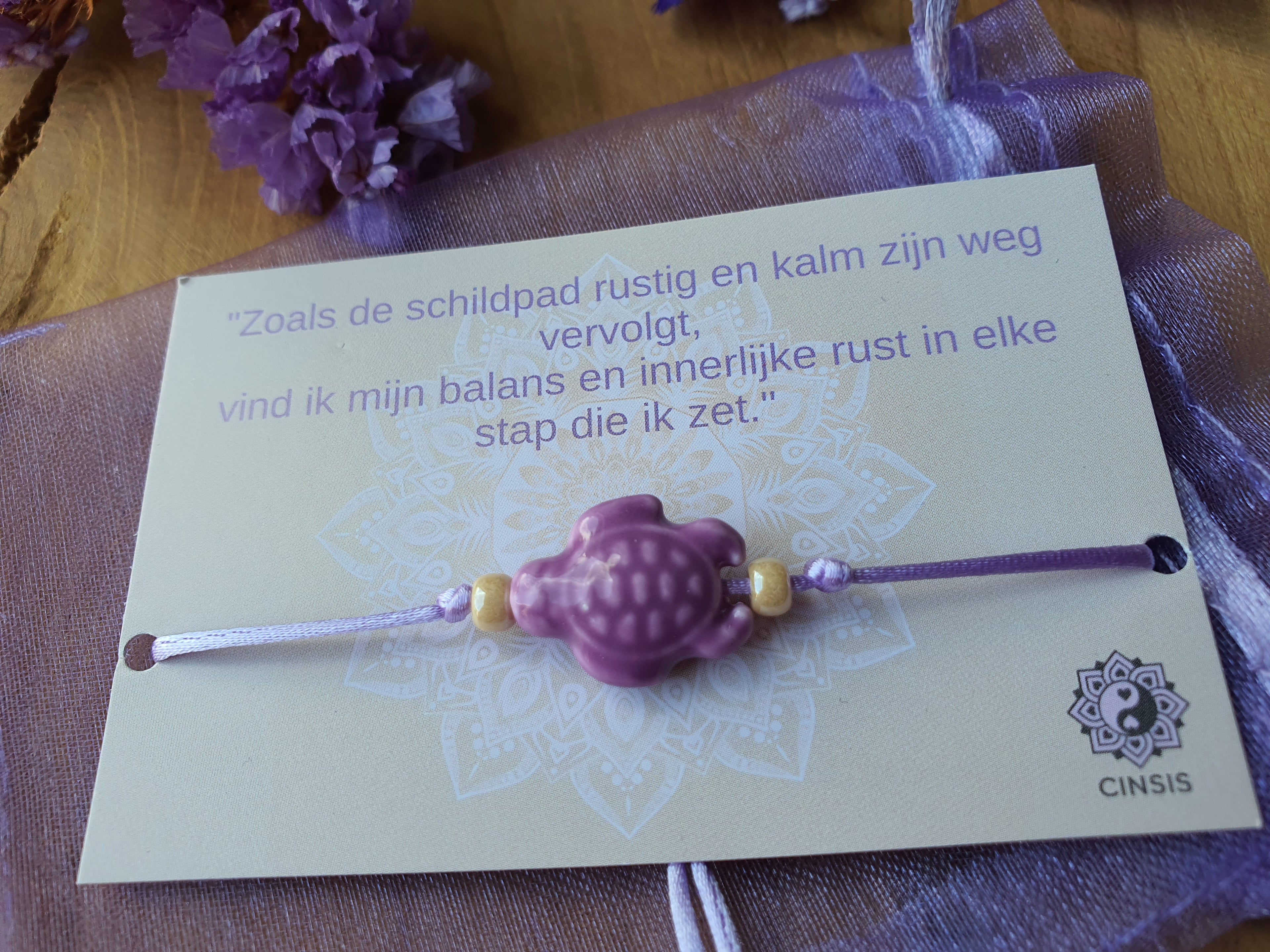 Schildpad armbandje met inspirerende boodschap