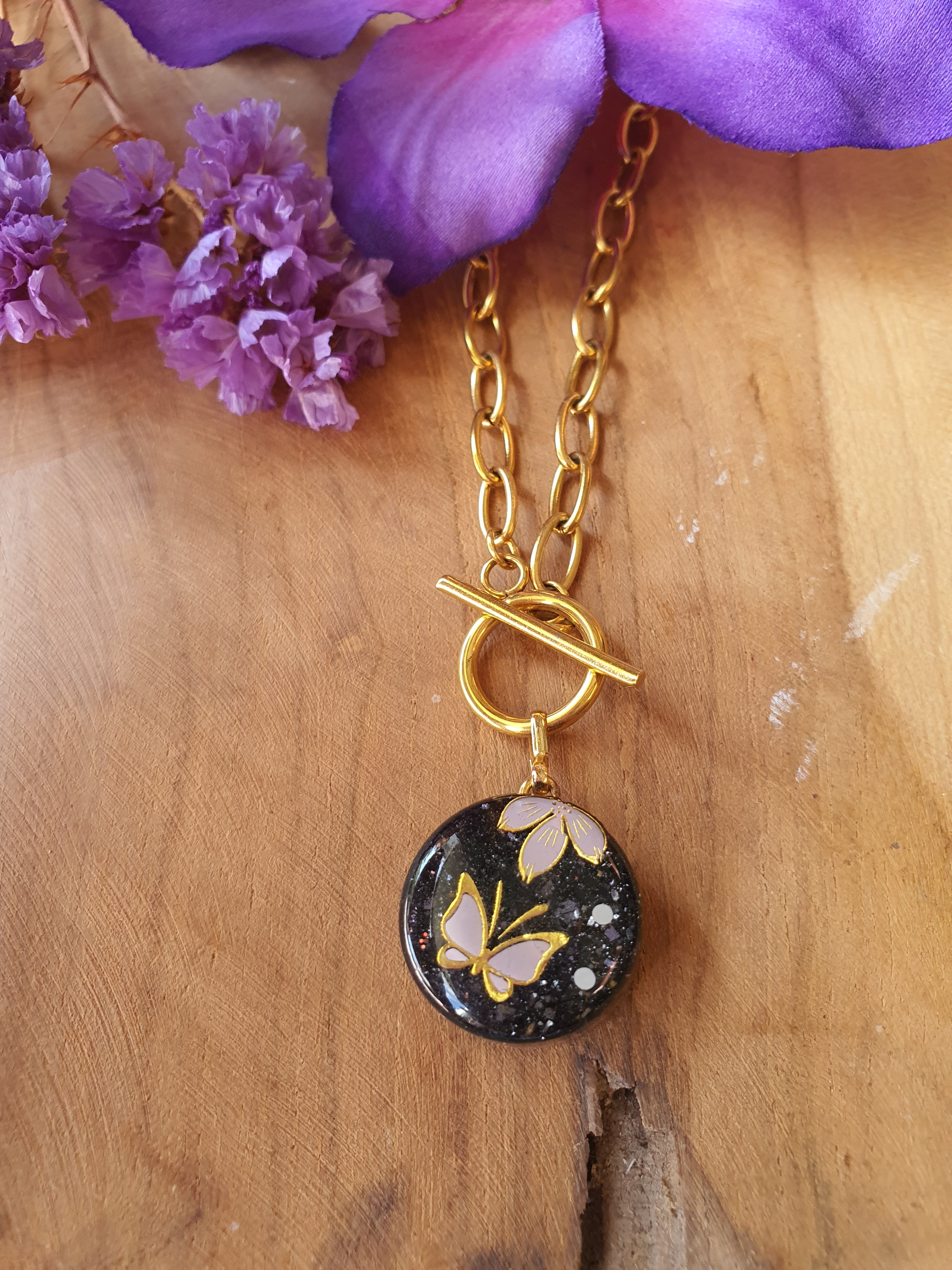 Cinsis Orgonite mix: orgonite Hanger 2 in 1 + RVS Goud ketting nr 3013