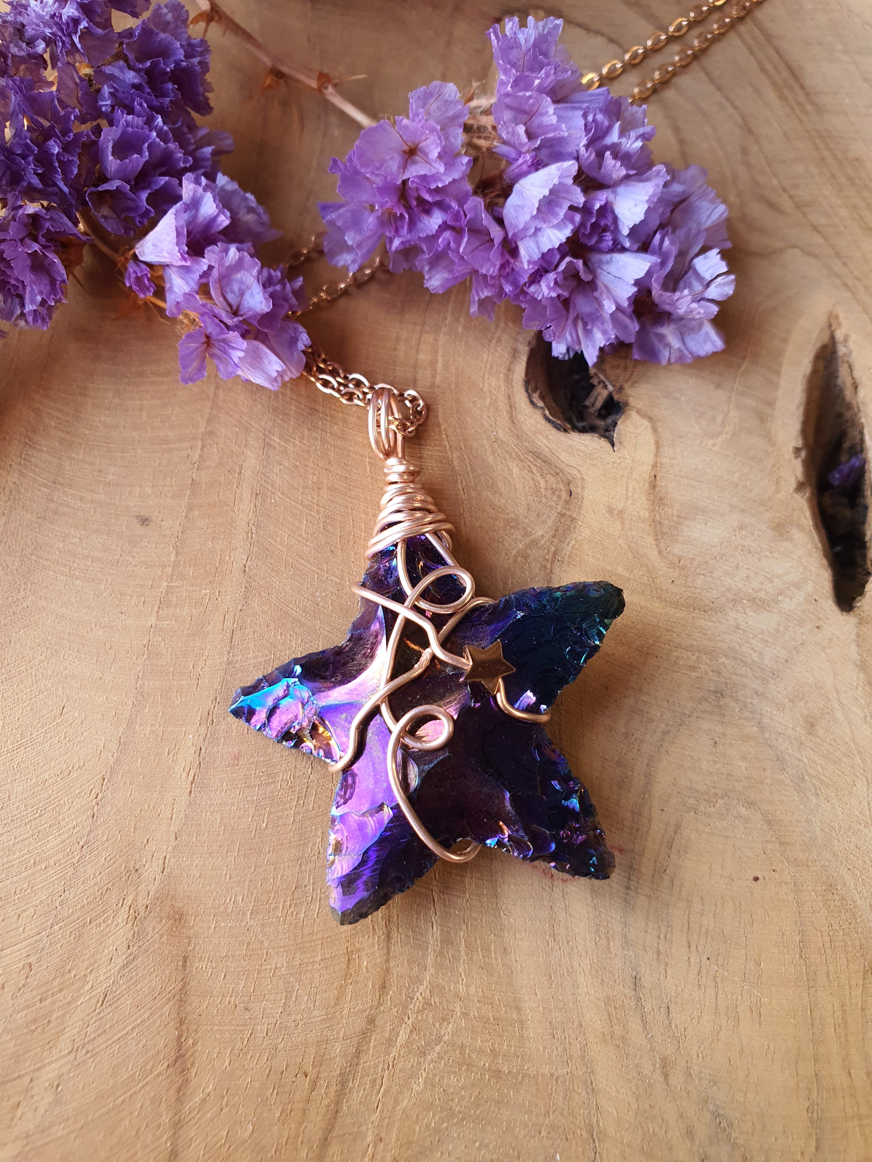 Wire wrapped Ster hanger Rainbow (regenboog/titanium) aura. (nr 15)