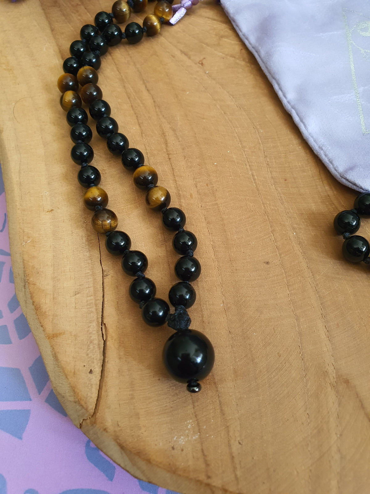 Edelstenen Mala Onyx met Tijgeroog