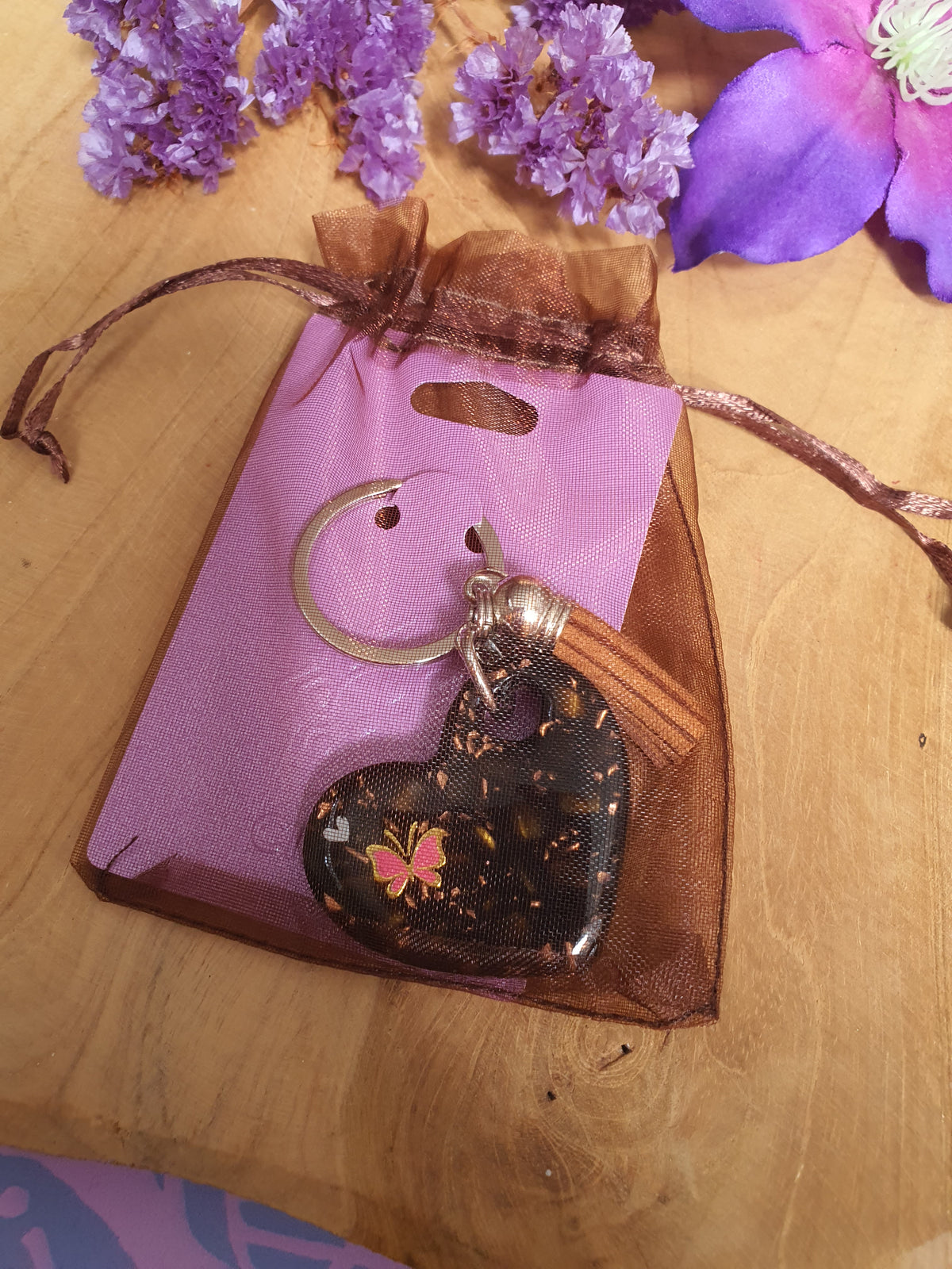 Orgonite Sleutelhanger Hart Tijgeroog met Bergkristal ( nr 3)