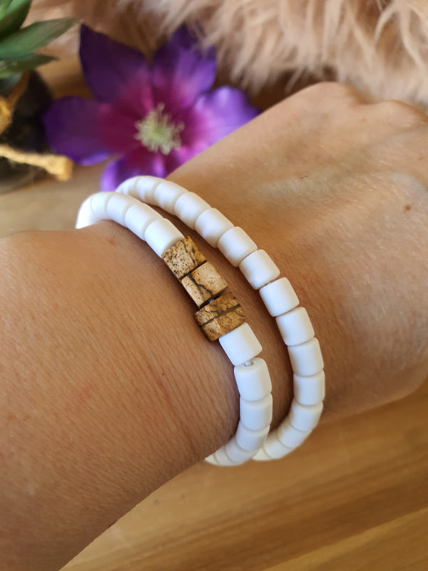 Elastische / rekbare witte (choker) ketting en armband 2 in 1 met Landschap Jaspis kubus kralen (nr 14)
