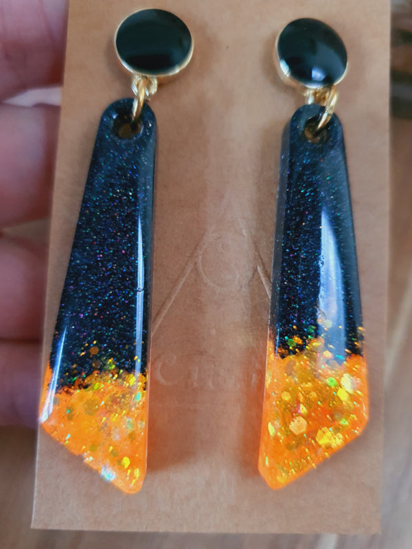 Resin oorbellen / oorhangers (set 16) Shine bright, Sparkle more :)