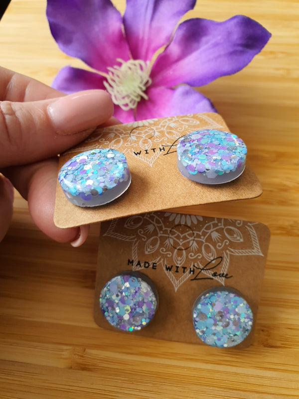 Resin oorbellen / oorknoppen (set 18) Shine bright, Sparkle more :)
