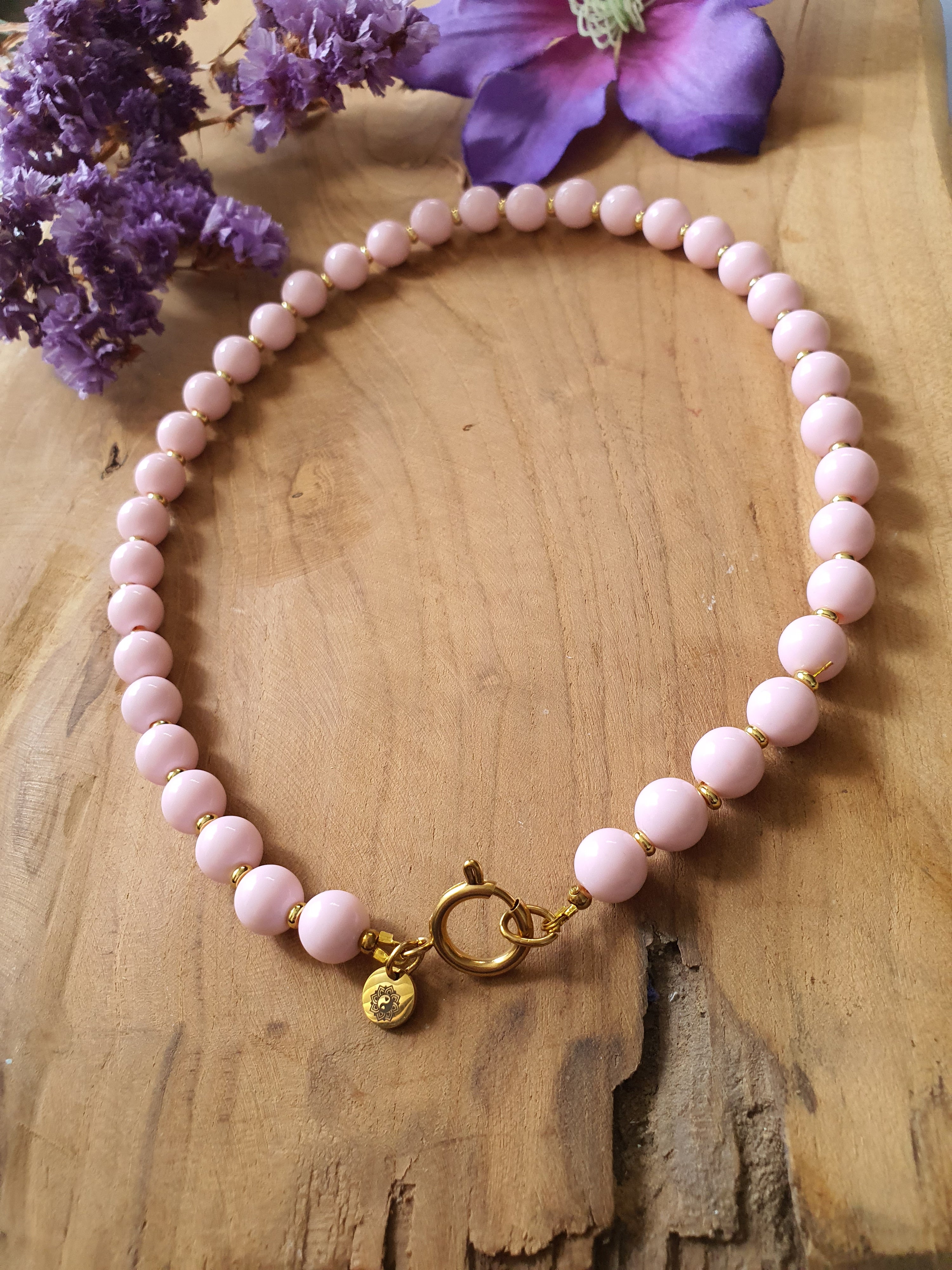 Basisketting Happy rvs goud /licht roze kralen