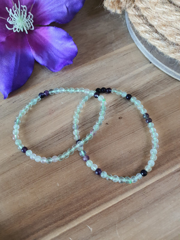 Edelsteen armband Regenboog Fluoriet 4mm