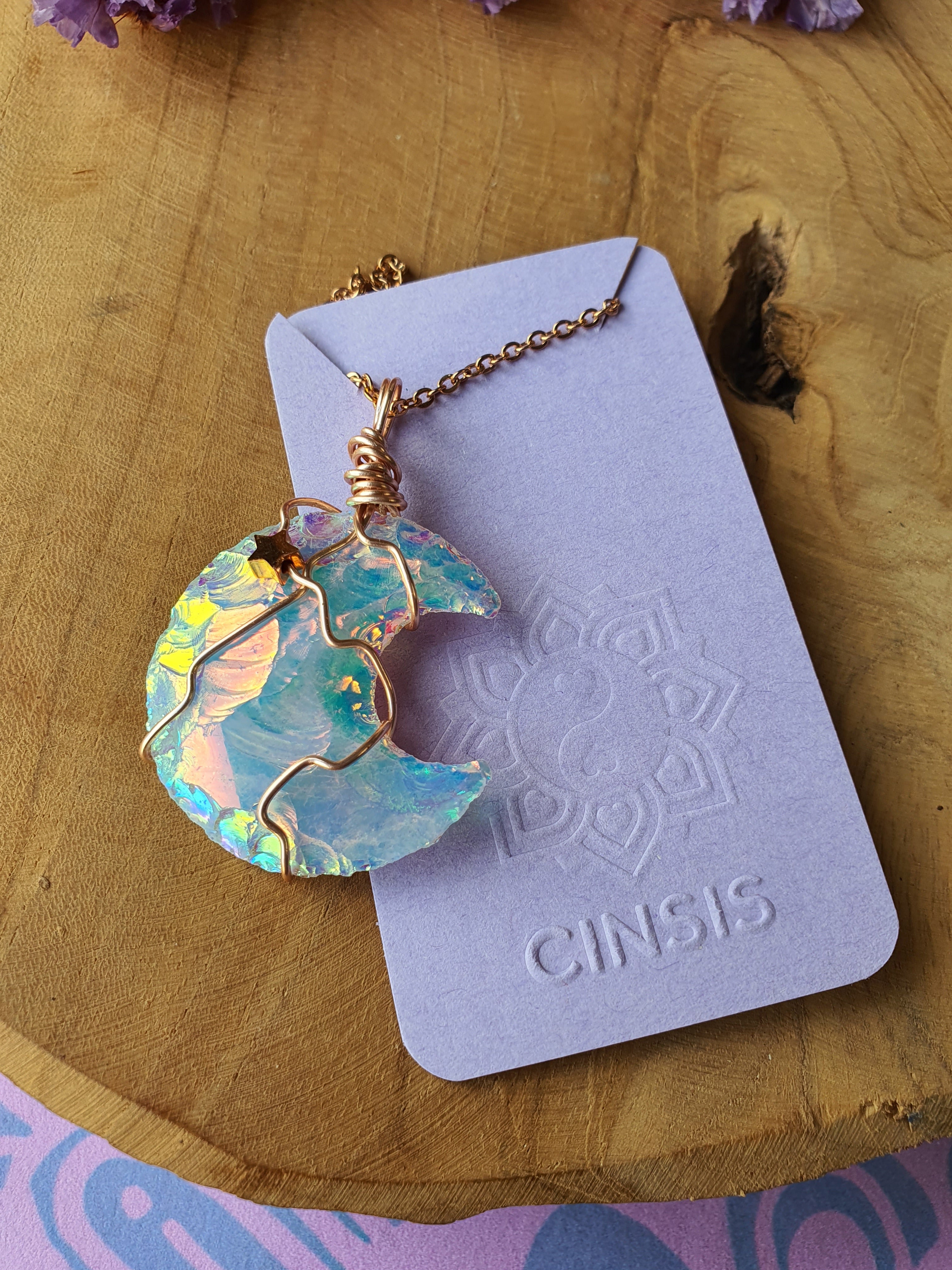 Wire wrapped Maan hanger Angel aura kwarts.nr 12.