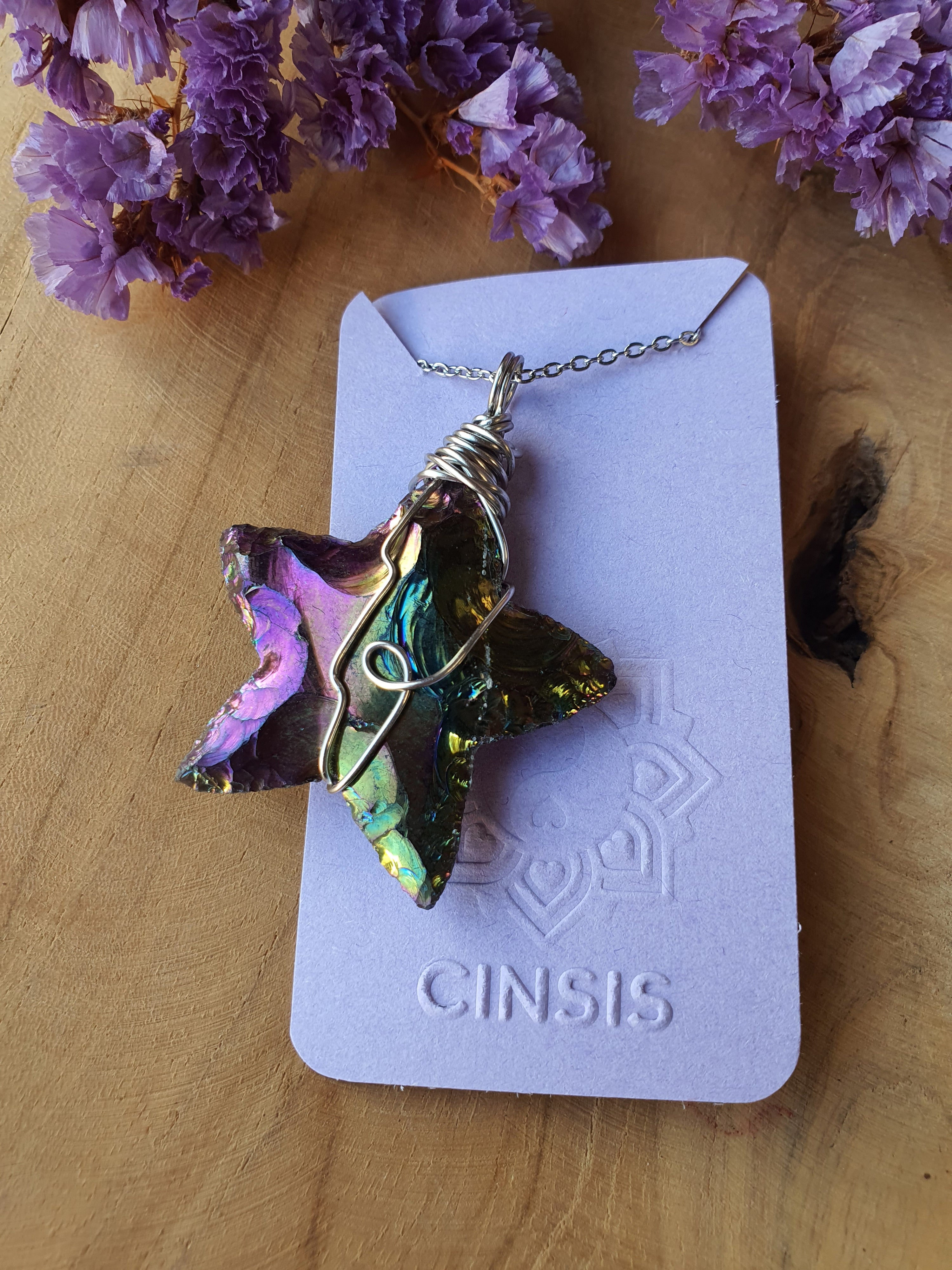 Wire wrapped Ster hanger Rainbow titanium aura nr 14