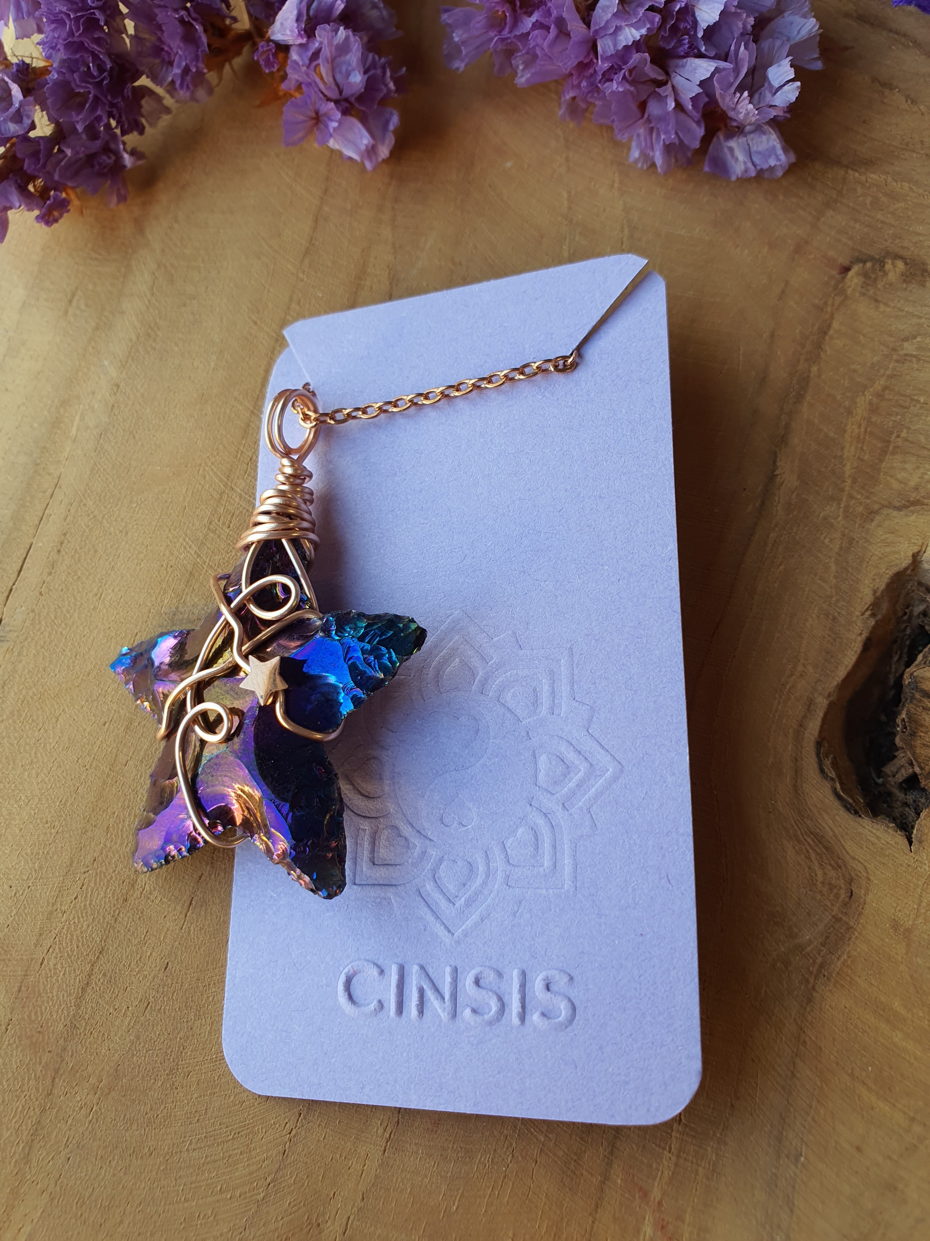 Wire wrapped Ster hanger Rainbow titanium aura nr 15