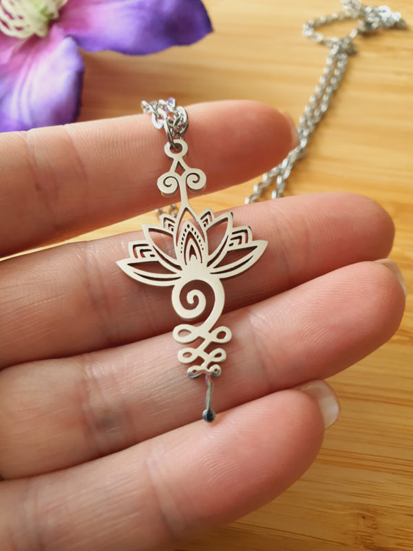 Lotus hanger + ketting RVS