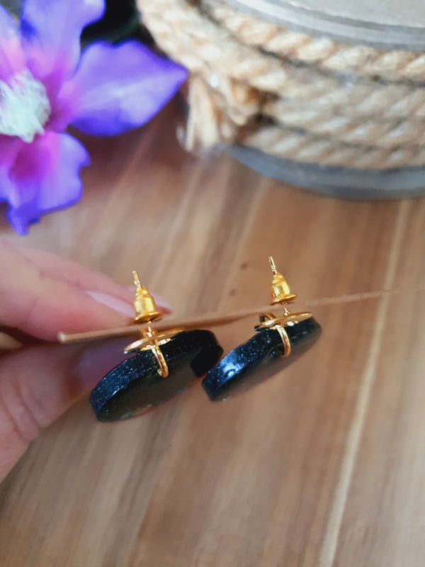 Resin oorbellen / oorhangers (set 12) Shine bright, Sparkle more :)