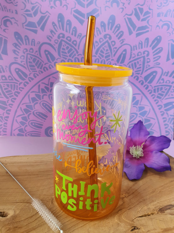 Drinkglas (blikvormige tumbler) met kunststof deksel en rietje &