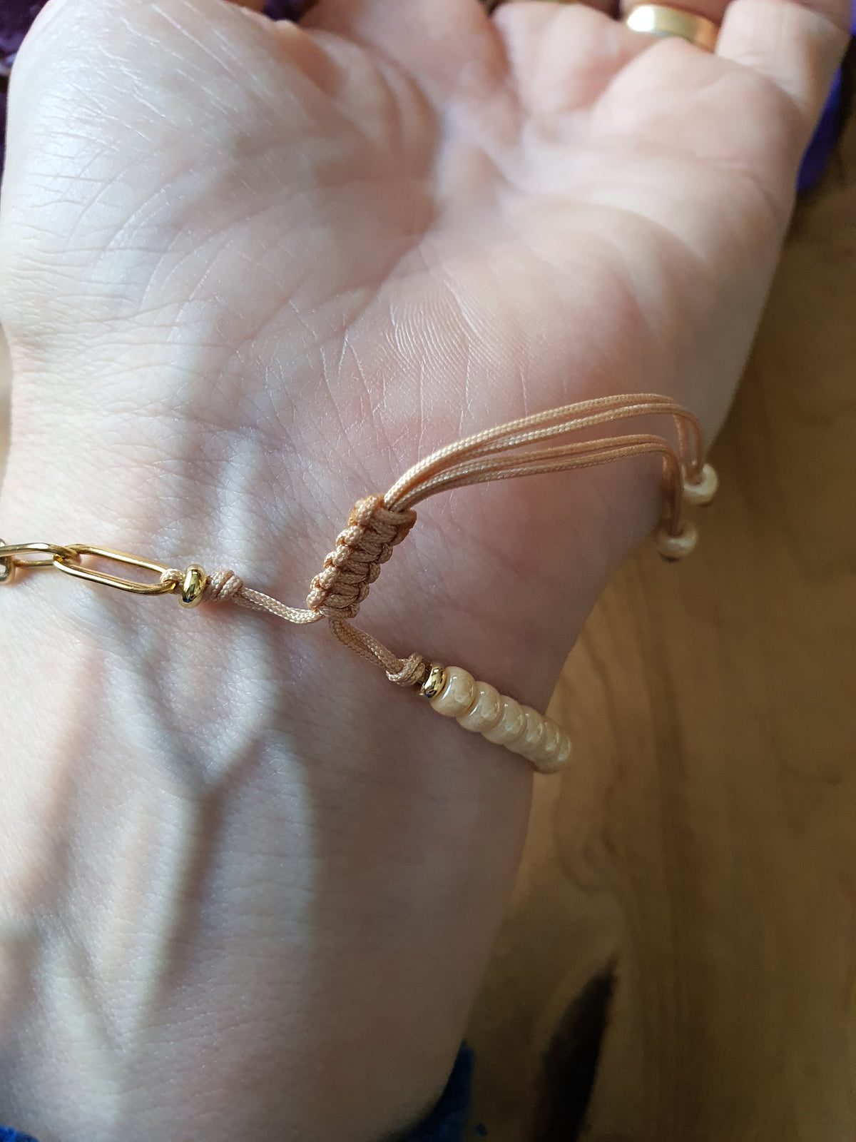 Rhodoniet edelsteen armband. Perfect voor Valentijnsdag / Moederdag!