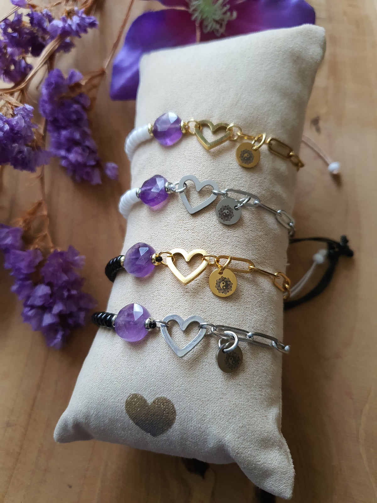 Amethist Edelsteen armband. Perfect voor Valentijnsdag / Moederdag!