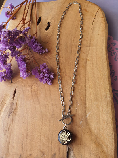 Cinsis Orgonite mix: orgonite Hanger 2 in 1 + RVS Zilver ketting nr 3005