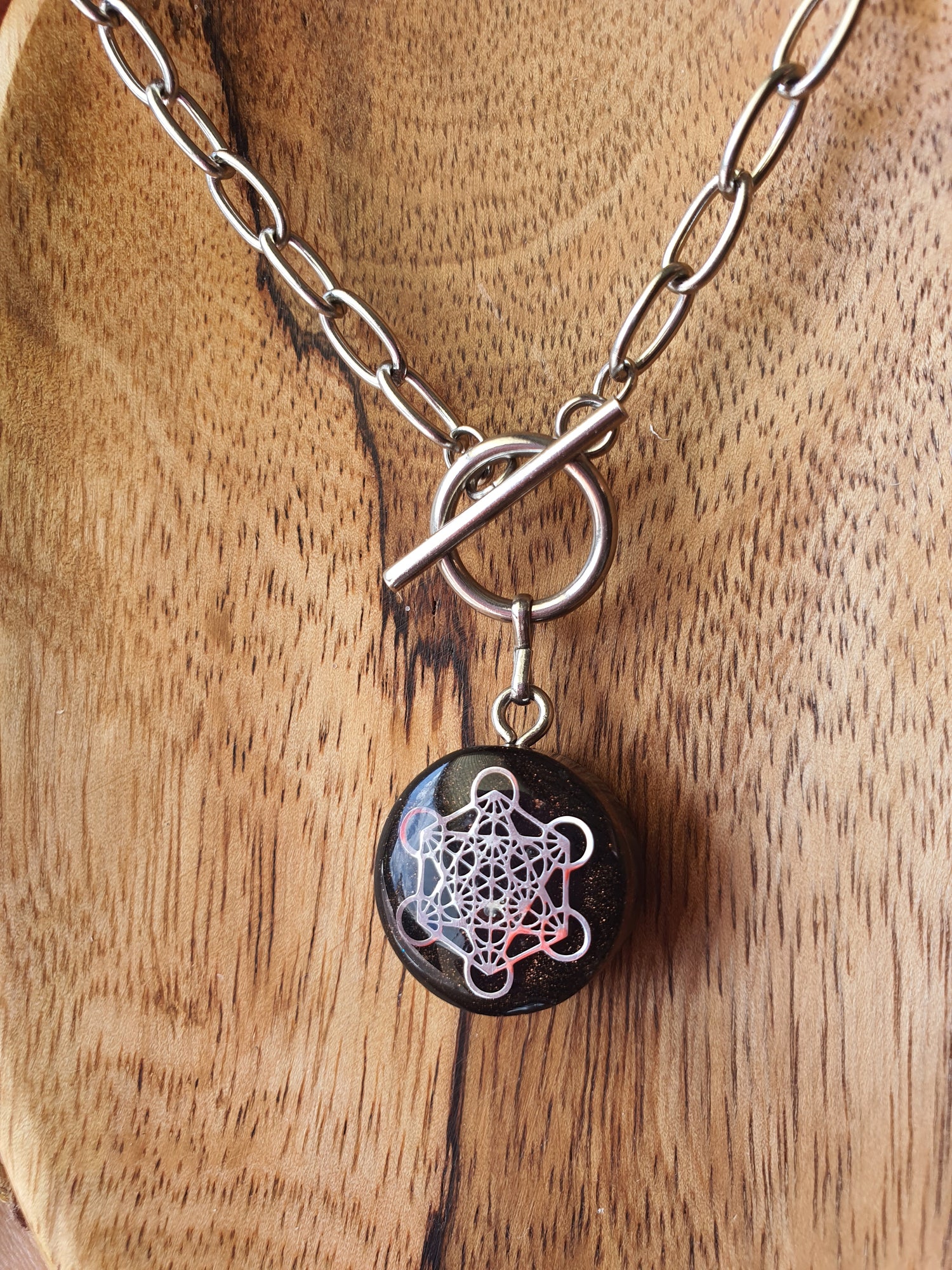 Cinsis Orgonite mix: orgonite Hanger 2 in 1 + RVS Zilver ketting nr 3005