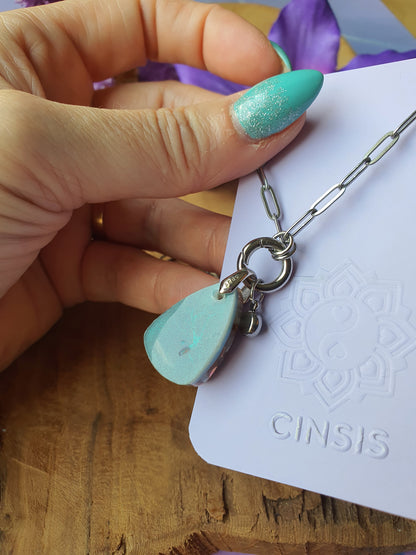 Orgonite Hanger Larimar en Bergkristal met RVS ketting en zirkonia bedel (nr 1018)