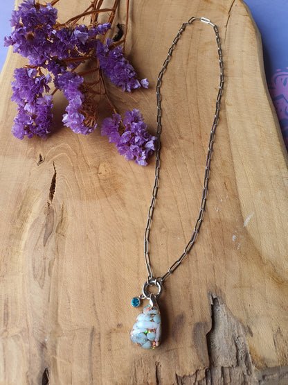 Orgonite Hanger Larimar en Bergkristal met RVS ketting en zirkonia bedel (nr 1018)