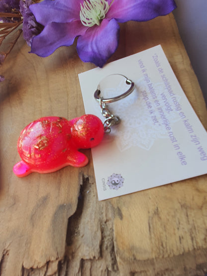 Orgonite sleutelhanger Schildpad Rozenkwarts met Bergkristal