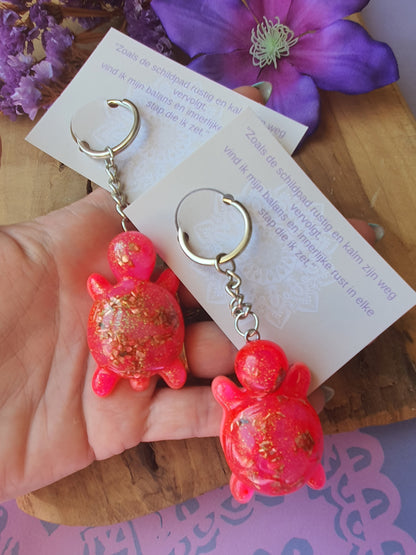 Orgonite sleutelhanger Schildpad Rozenkwarts met Bergkristal