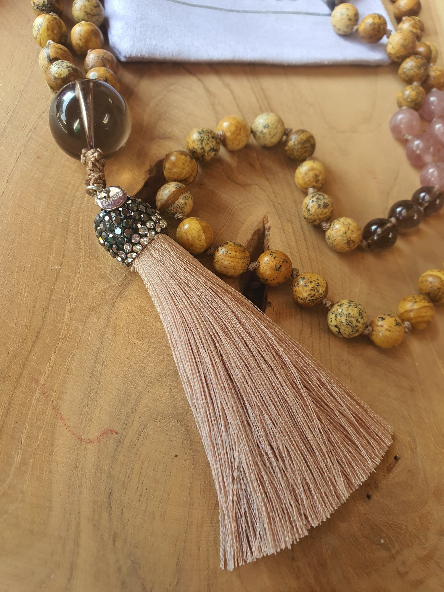 Edelstenen Mala met kwastje &