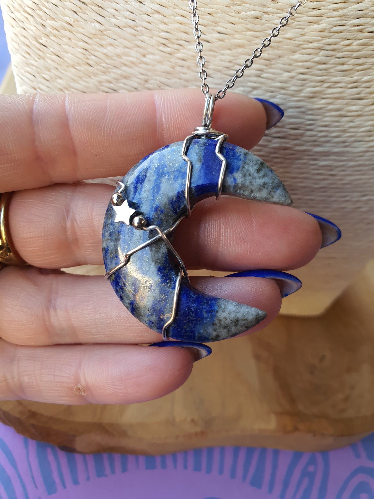 Wire Wrapped Lapis Lazuli Maan hanger
