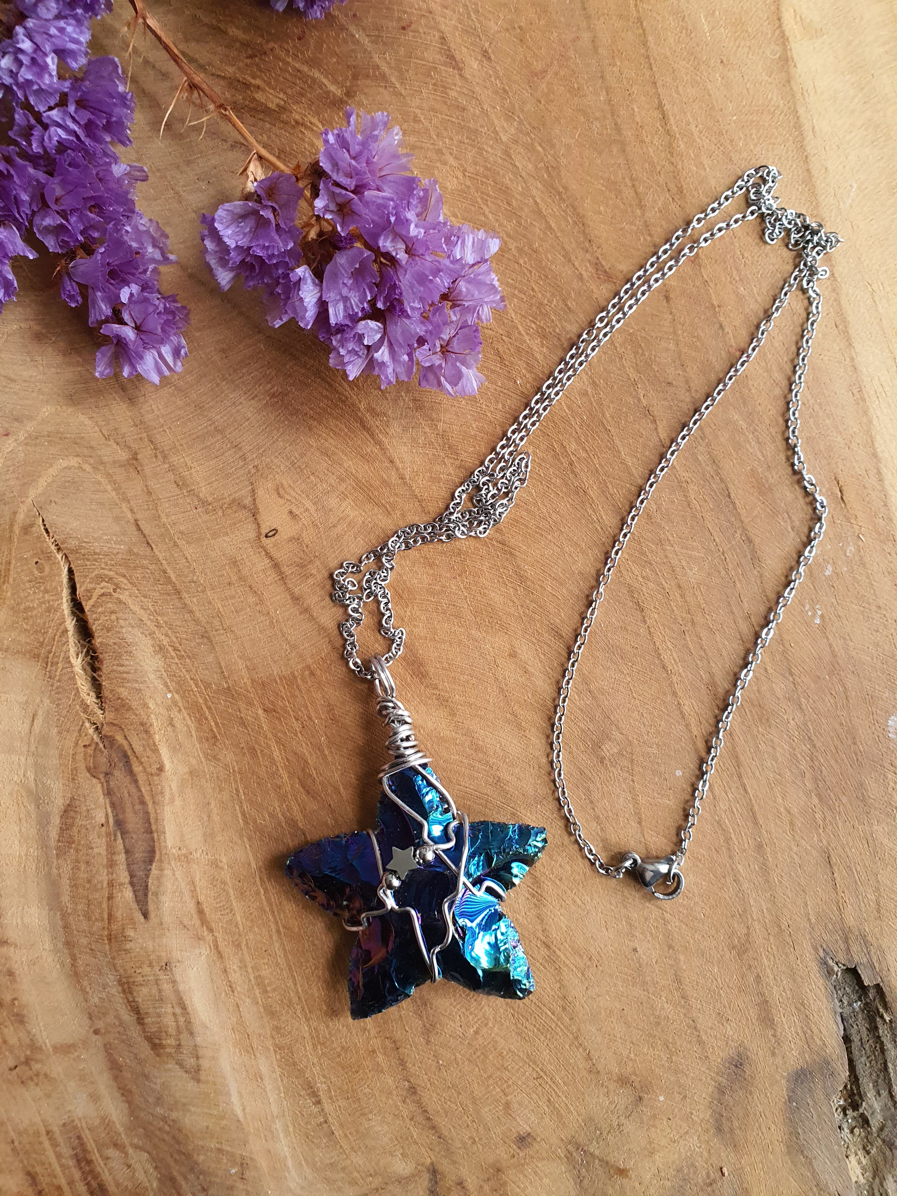 Wire wrapped Ster hanger Rainbow (regenboog/titanium) aura. (nr 10)