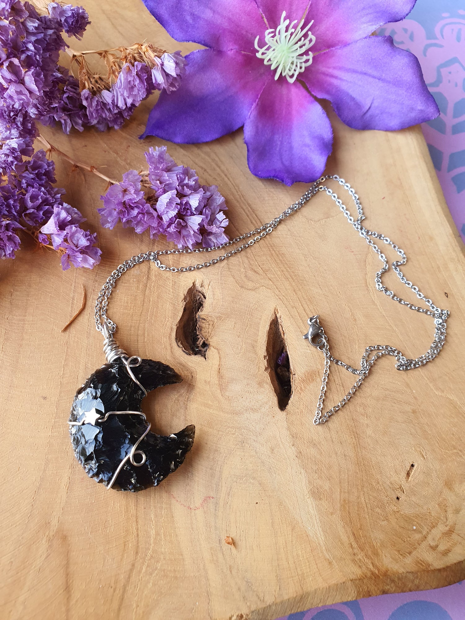 Wire wrapped Maan hanger Obsidiaan. (nr 18)