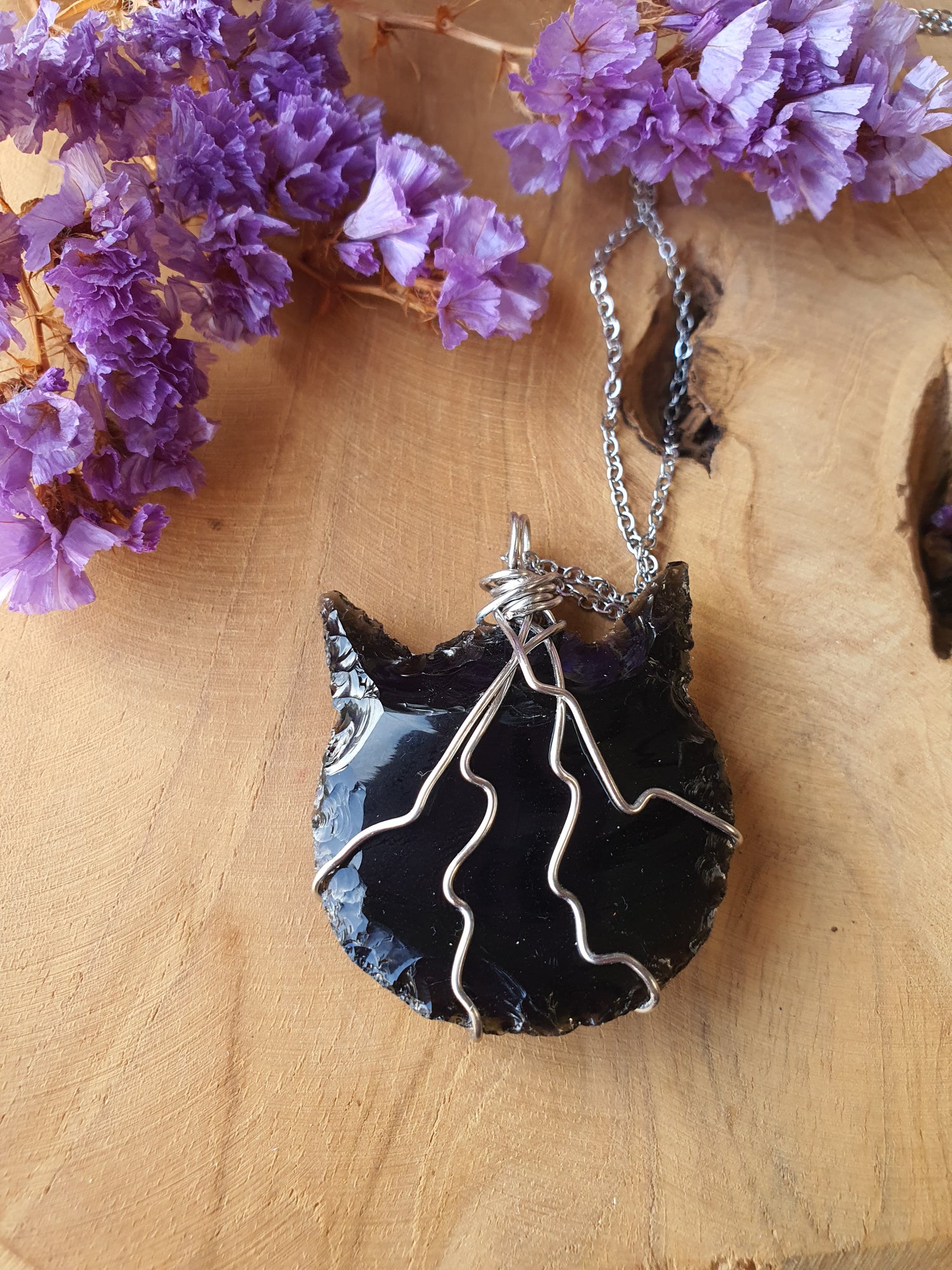 Wire wrapped kat hanger Obsidiaan (nr 21).