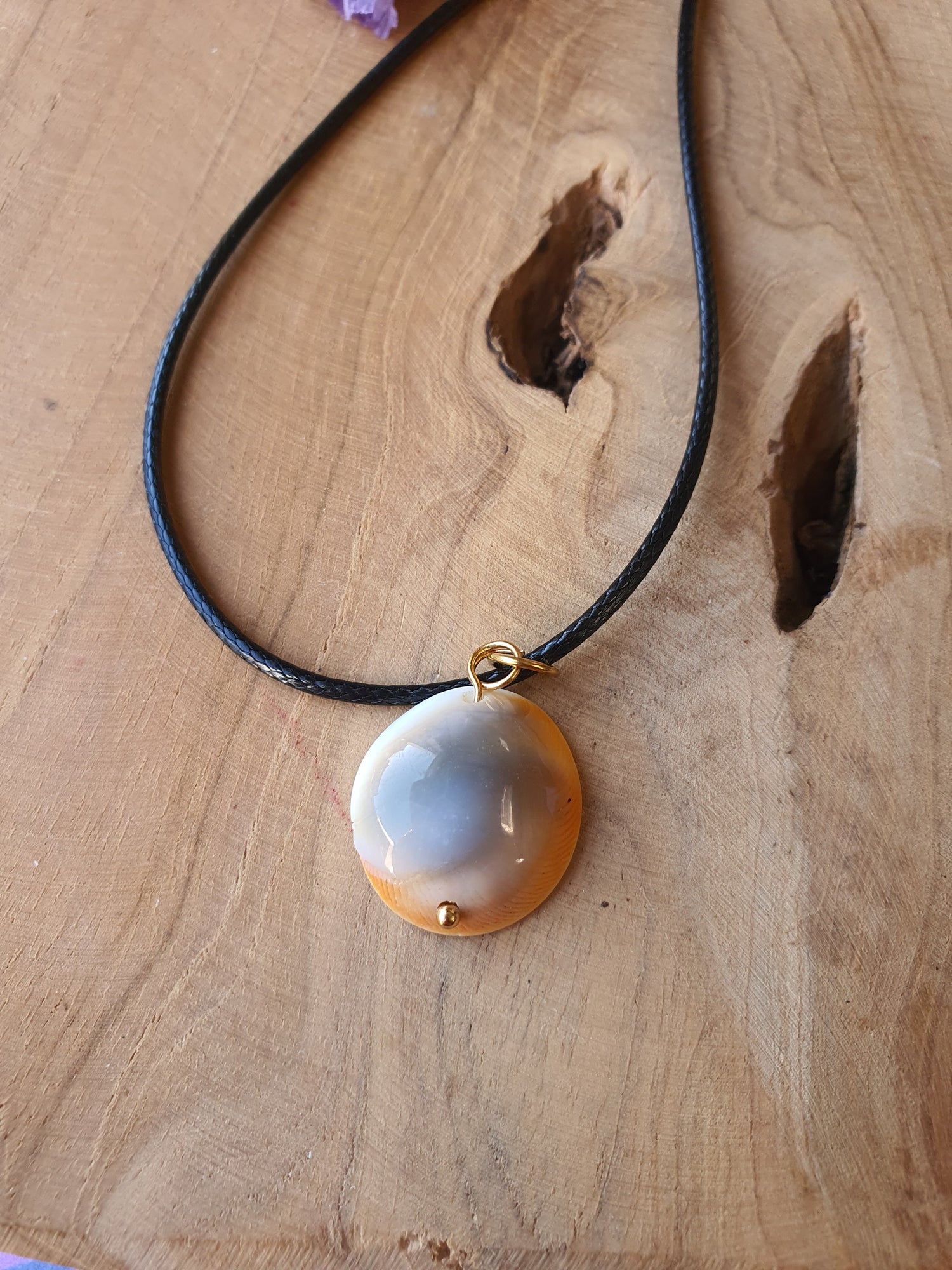 Eye of Saint Lucia Hanger