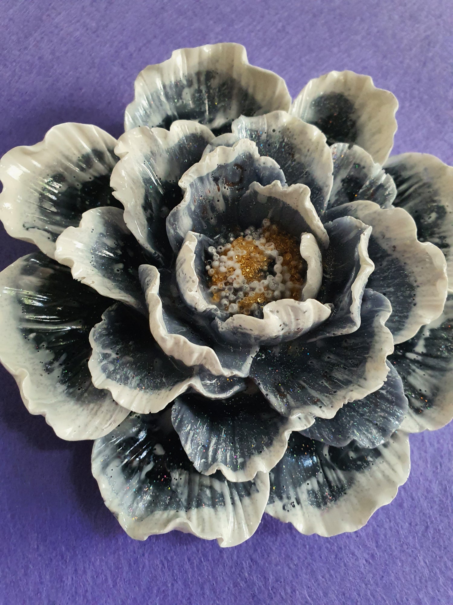 Shungiet Orgonite wandbloem Zwart/grijs (nr 3)