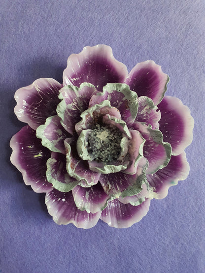 Gouden Driehoek Orgonite wandbloem paars/grijs (nr 6)
