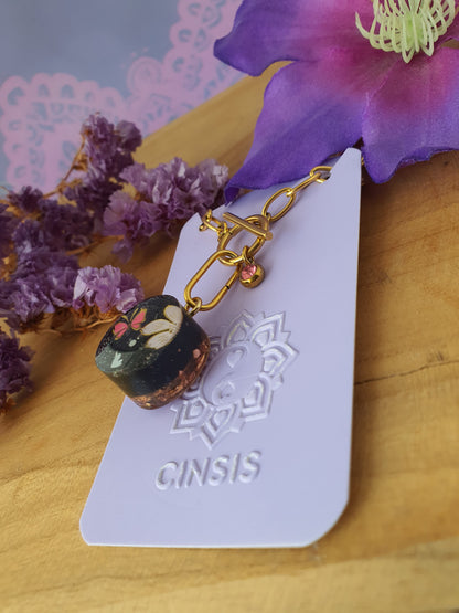Cinsis Orgonite mix: orgonite Hanger 2 in 1 + RVS Goud ketting nr 3026