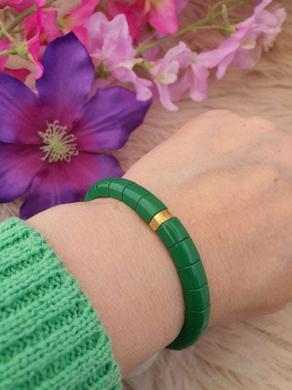 Emaille armband Groen / goud 18-18,5cm (nr 28)