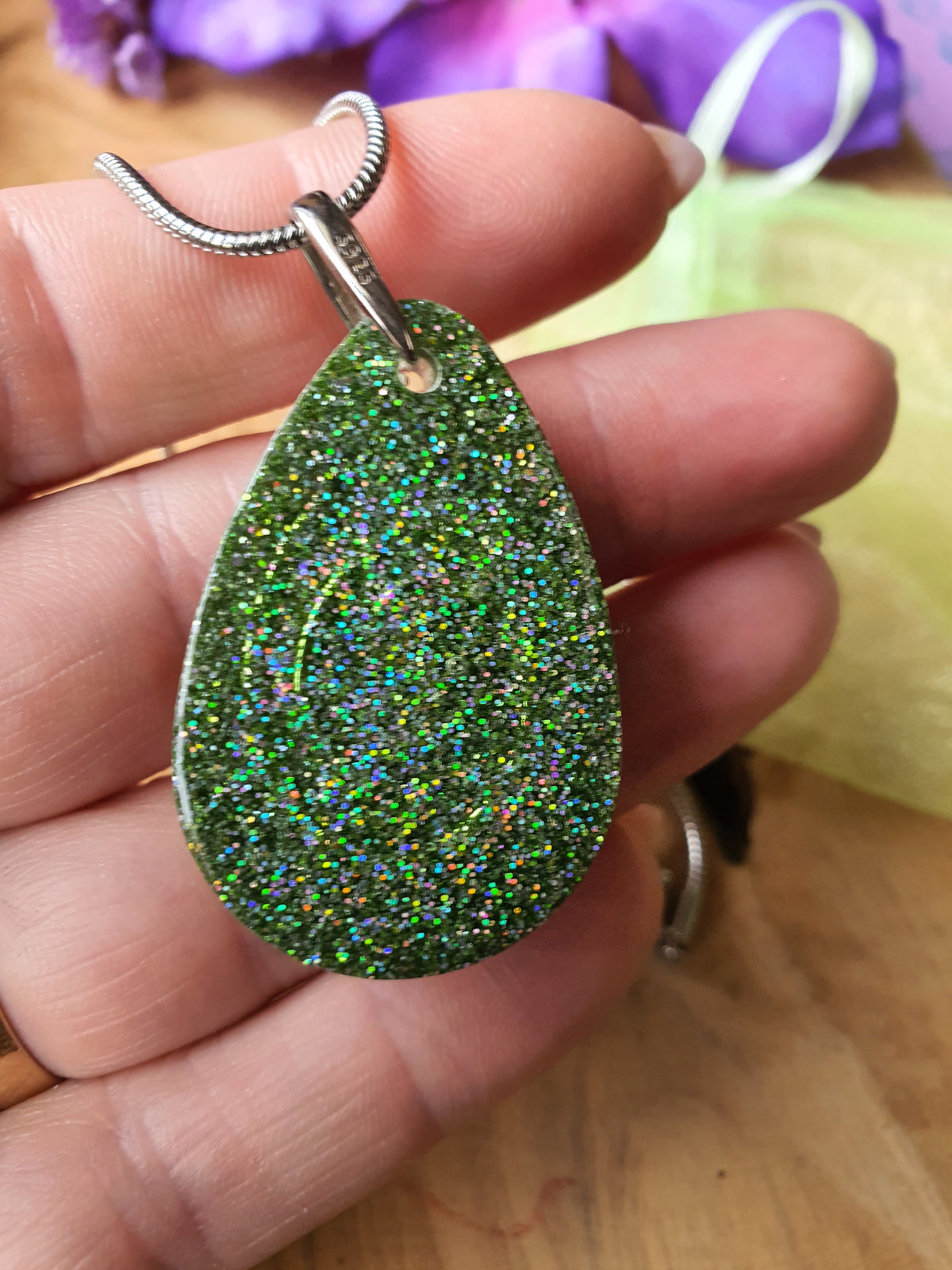 Achterzijde Orgonite hanger Amazoniet met Bergkristal 925 Sterling zilver oogje met rvs ketting