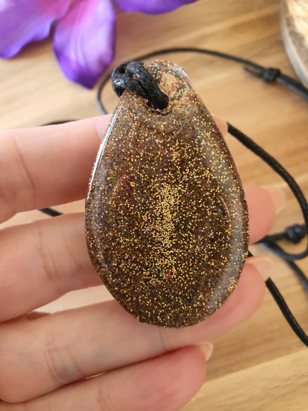 Achterzijde Orgonite hanger Botswana Agaat 30x55mm (nr 71)