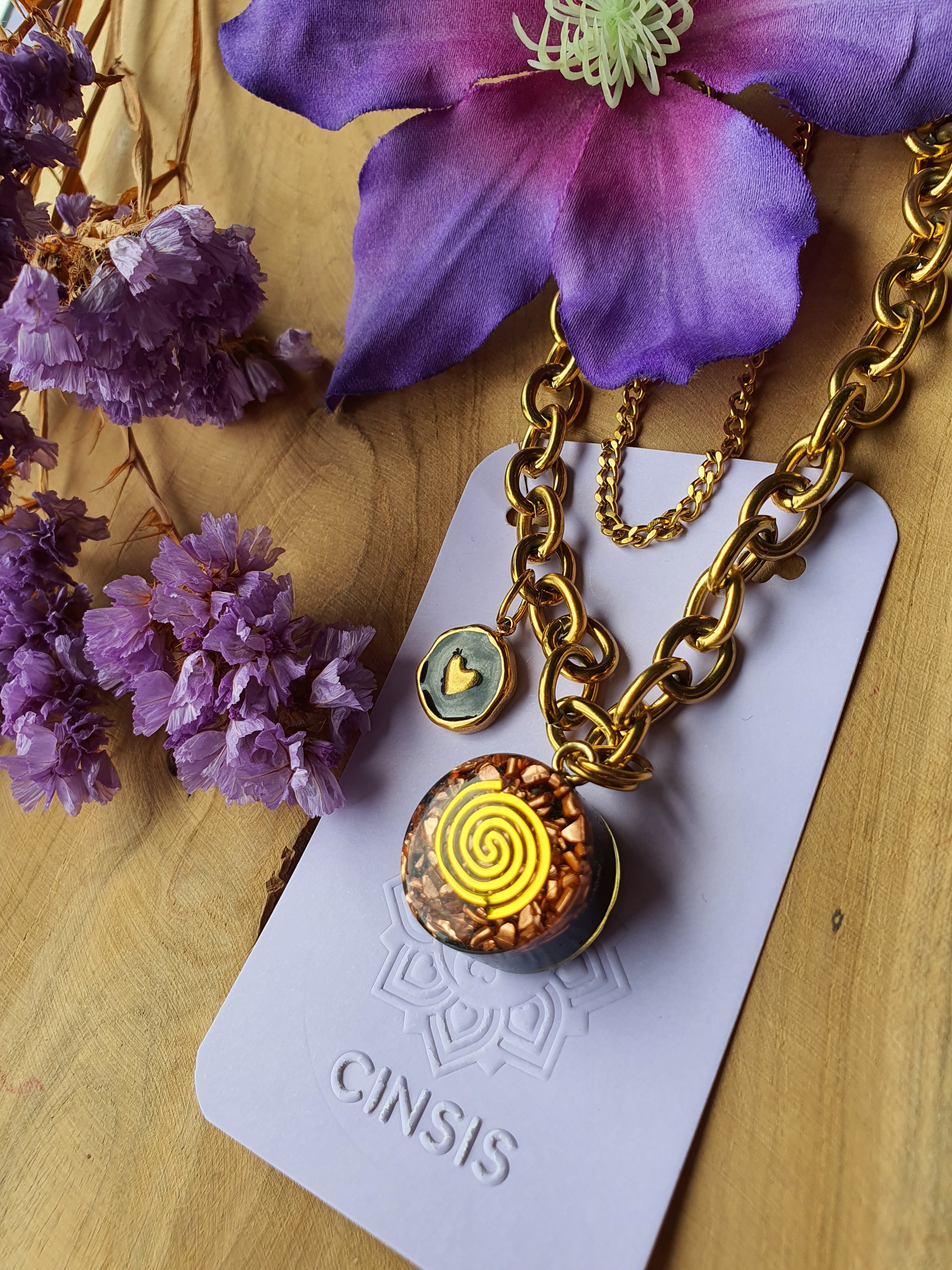 Cinsis Orgonite mix: orgonite Hanger + RVS Goud ketting nr 3019