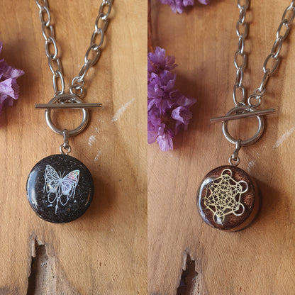 Cinsis Orgonite mix: orgonite Hanger 2 in 1 + RVS Zilver ketting nr 3006