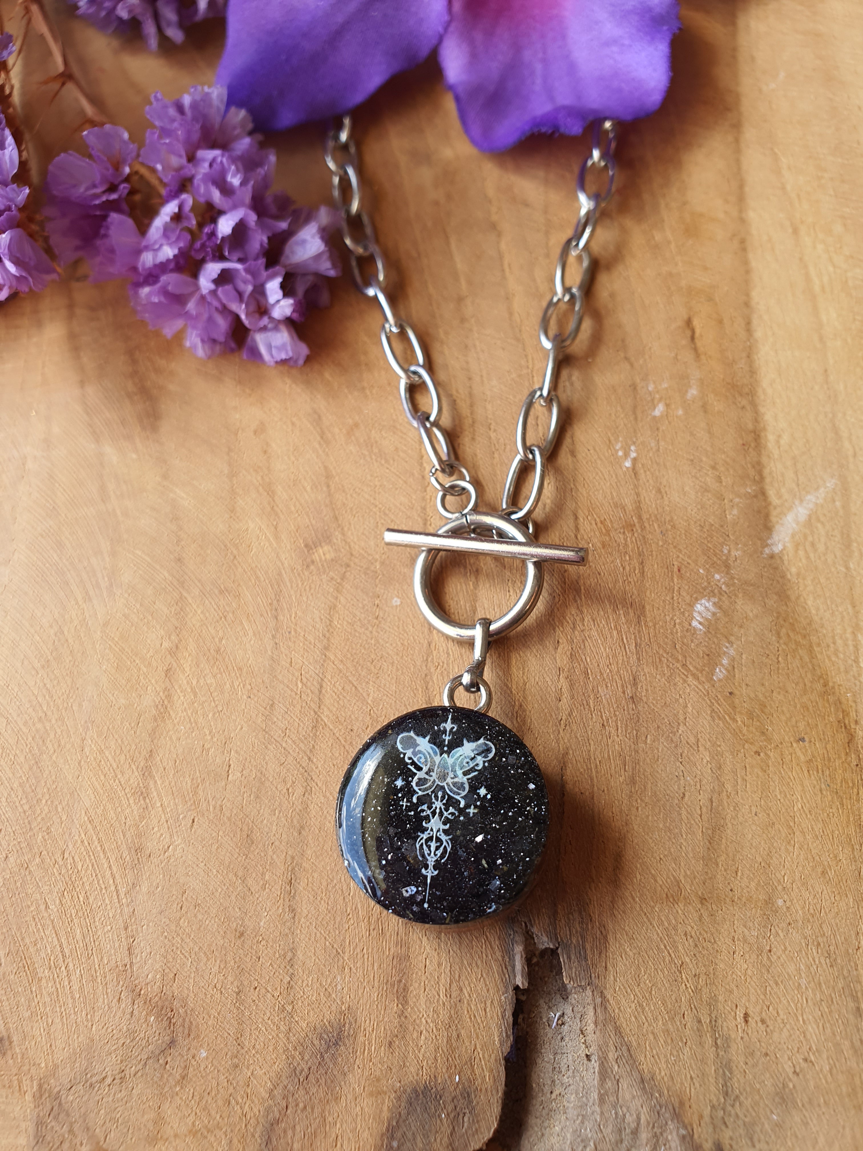 Cinsis Orgonite mix: orgonite Hanger 2 in 1 + RVS Zilver ketting nr 3007