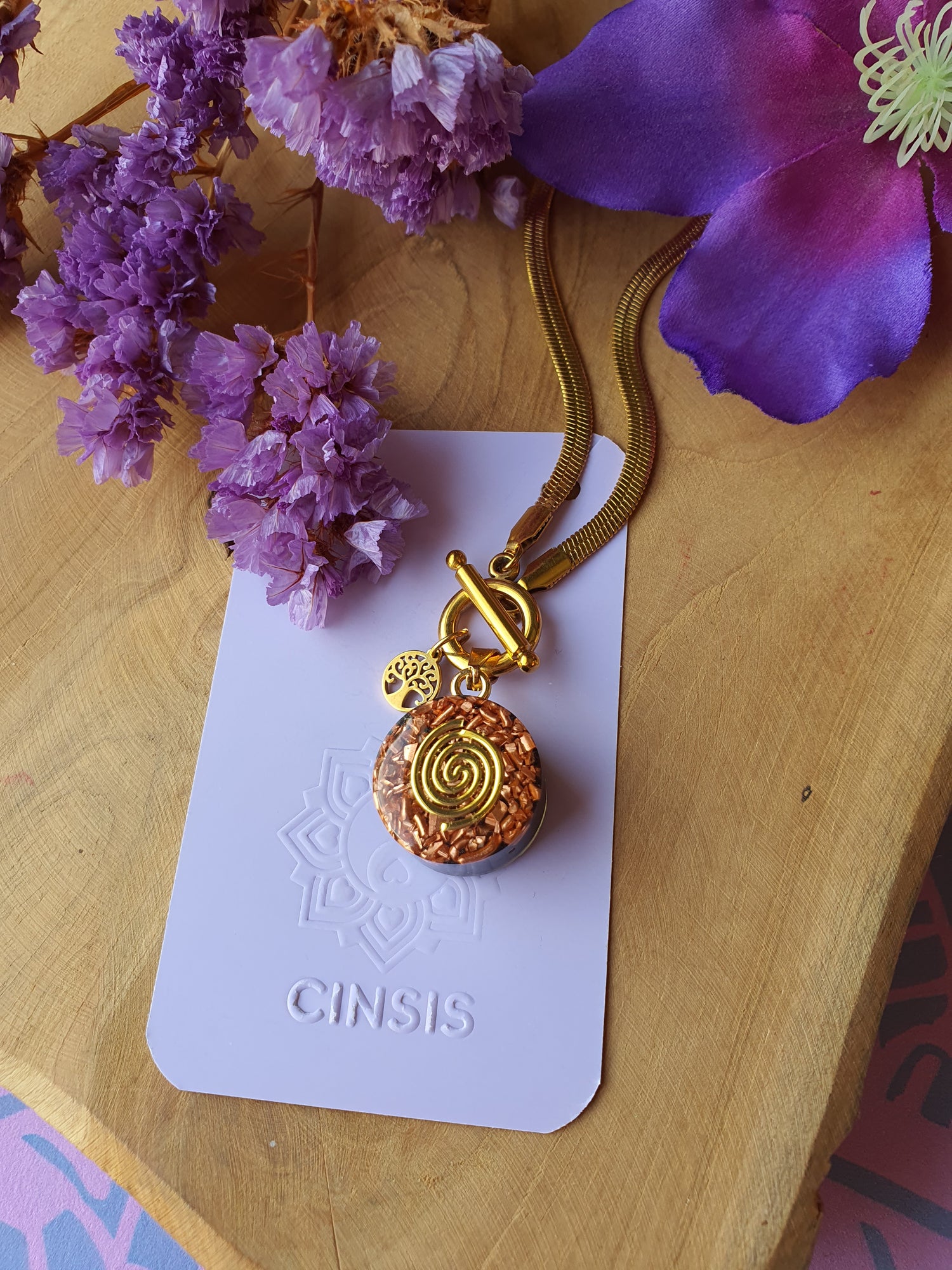 Cinsis Orgonite mix: orgonite Hanger 2 in 1 + RVS Goud ketting nr 3015