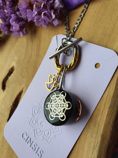 Cinsis Orgonite mix: orgonite Hanger 2 in 1 + RVS Zilver / Goud ketting nr 3020