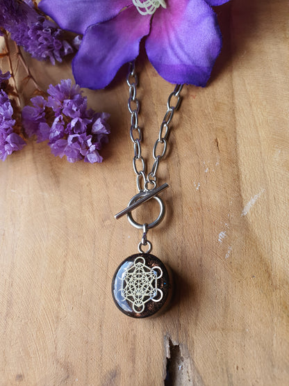 Cinsis Orgonite mix: orgonite Hanger 2 in 1 + RVS Zilver ketting nr 3007