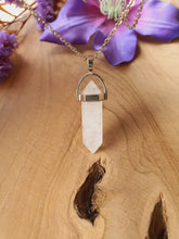 Dubbeleinder Bergkristal hanger met RVS zilveren ketting.