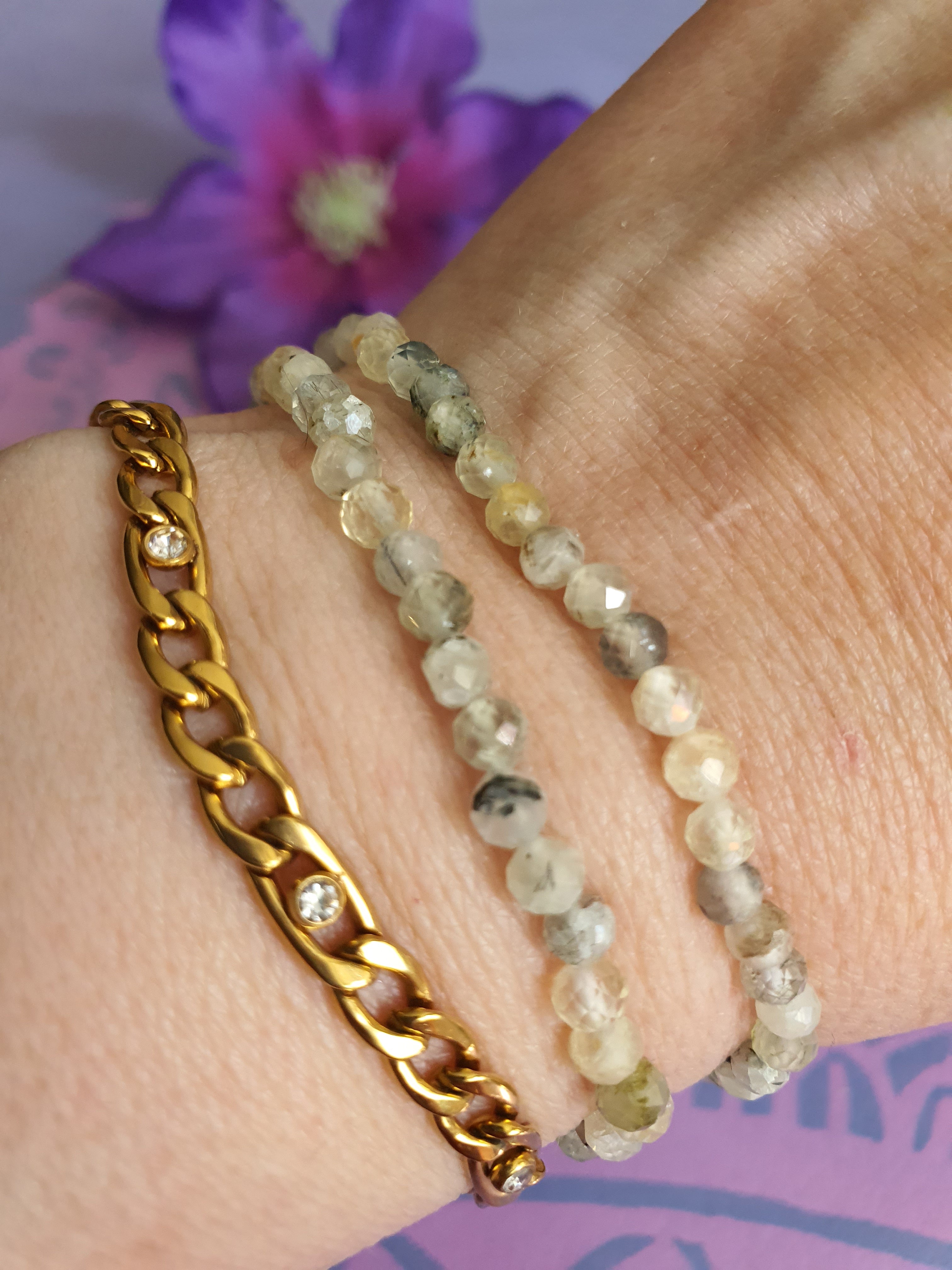 Edelsteen Armband Prehniet  facet geslepen 4mm.
