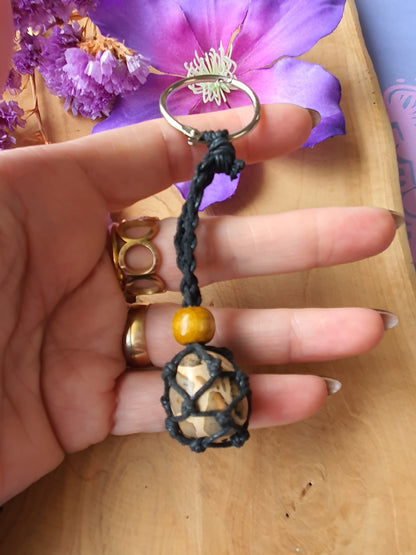 Edelstenen Sleutelhanger Kalkooliet | Leopardiet met Macramé