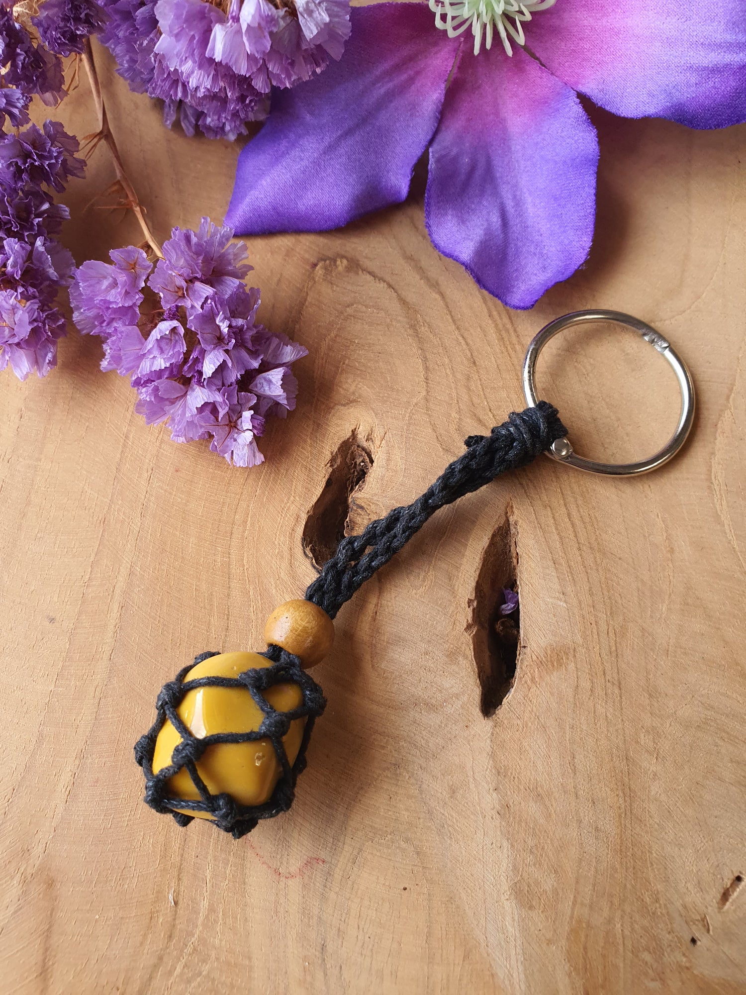 Edelstenen Sleutelhanger met Gele Jaspis met Macramé