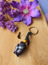 Edelstenen_Sleutelhanger_met_Macrame_hanger_amethist.