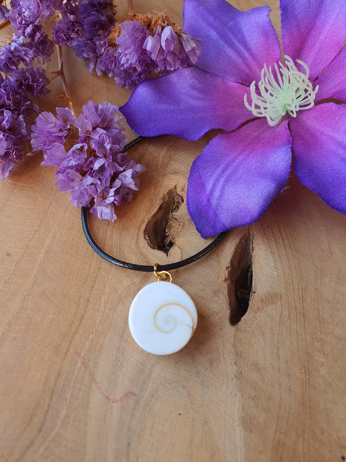 Eye of Saint Lucia Hanger.